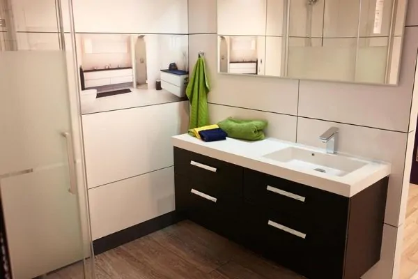 custom bathroom cabinets and vanities Weymouth Ma